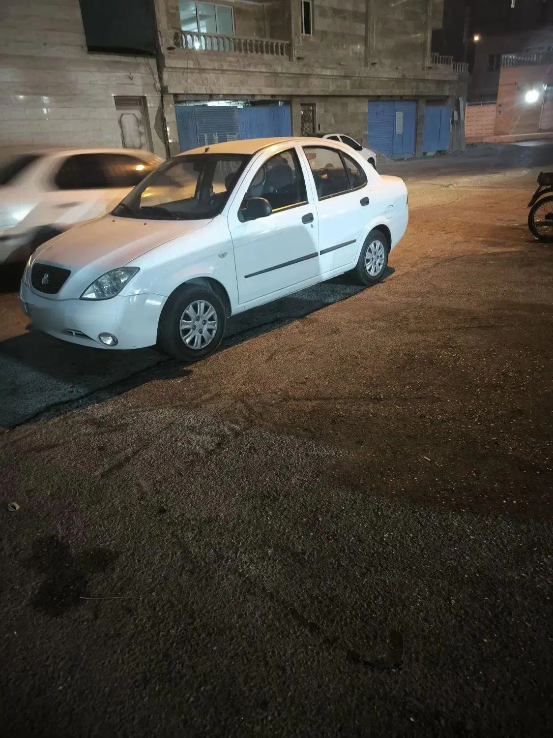 تیبا صندوق دار SX - 1400
