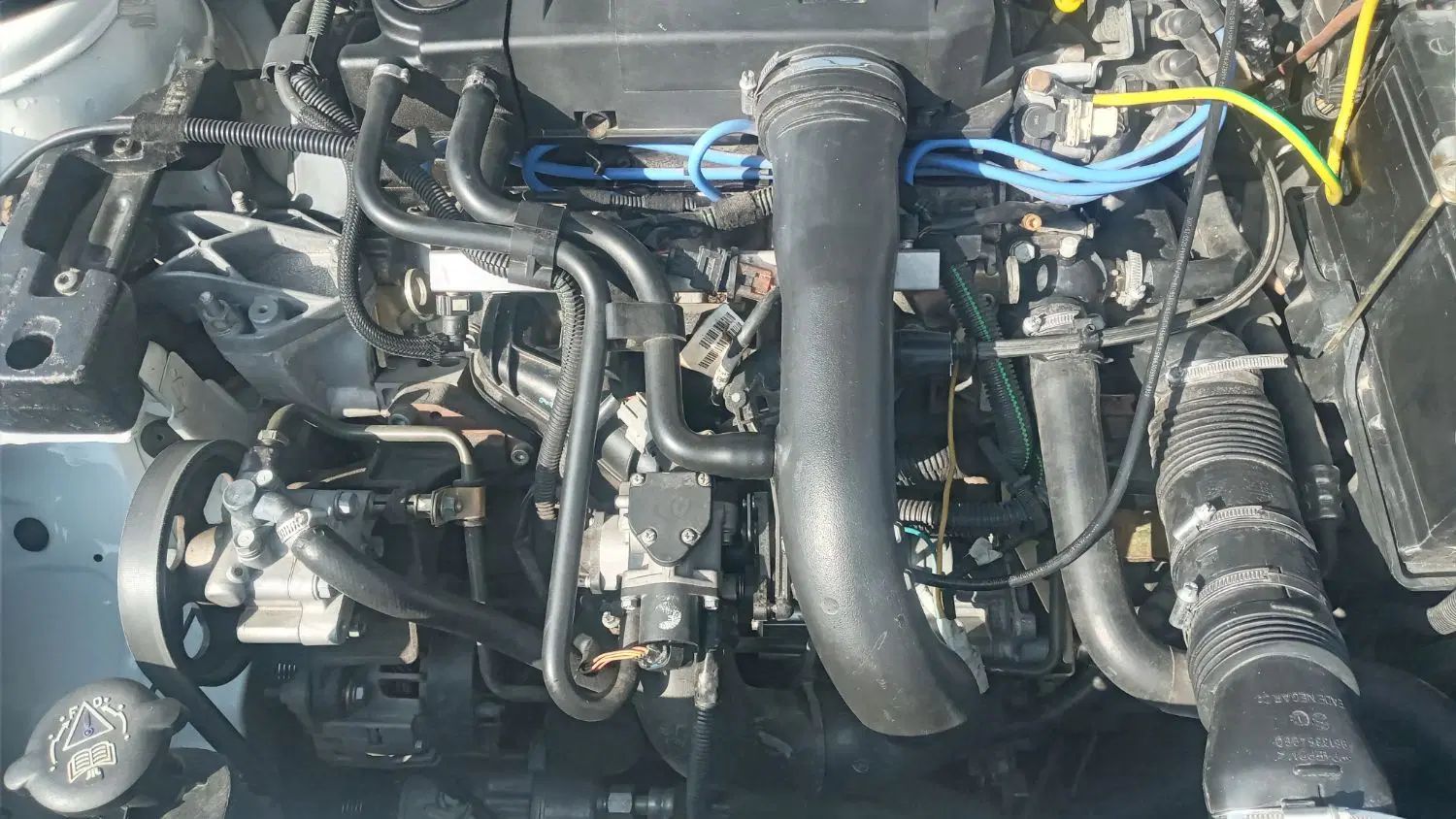 سمند LX XU7 - 1396