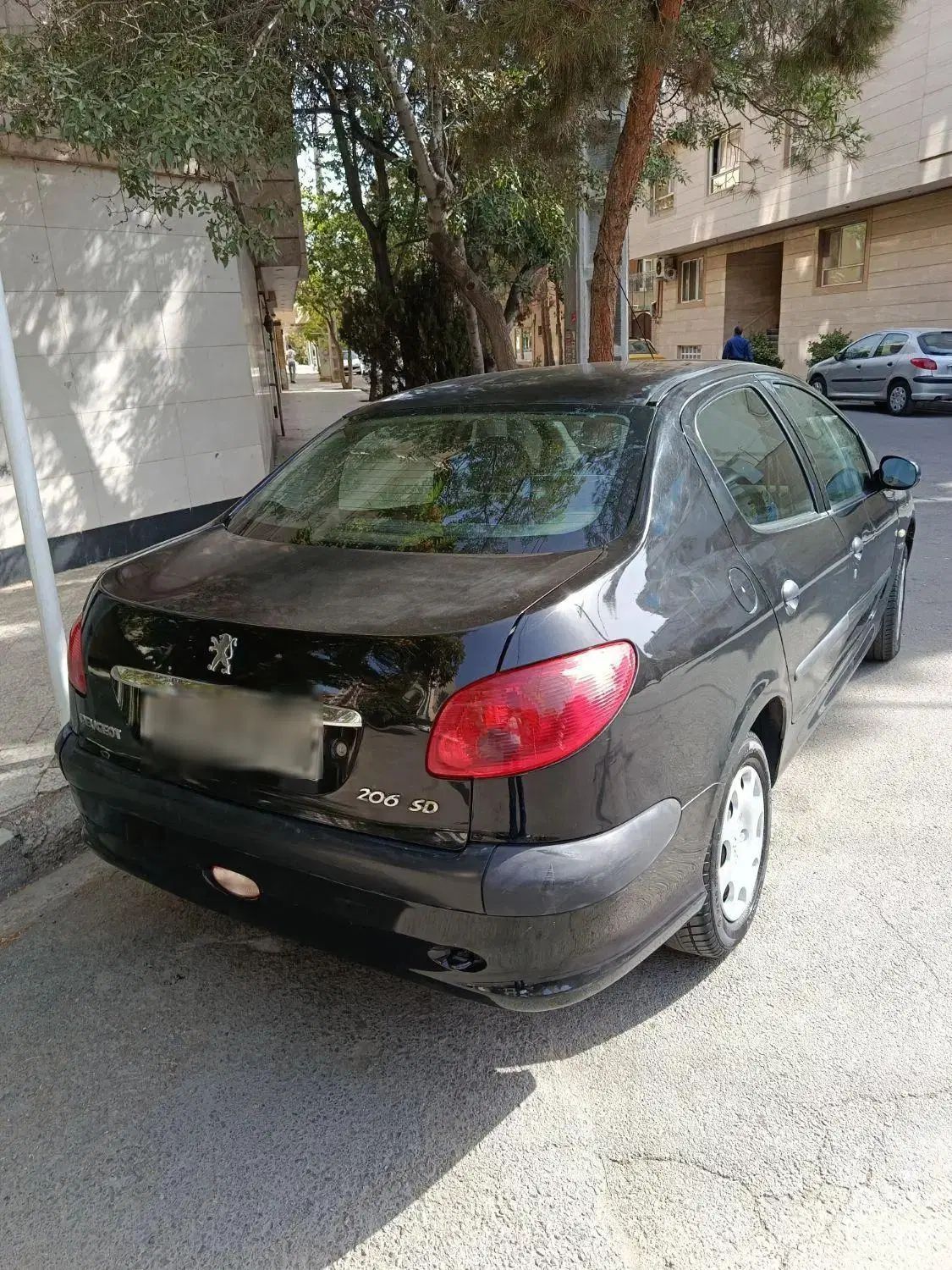 پژو ۲۰۶ صندوق دار v2 - 1390