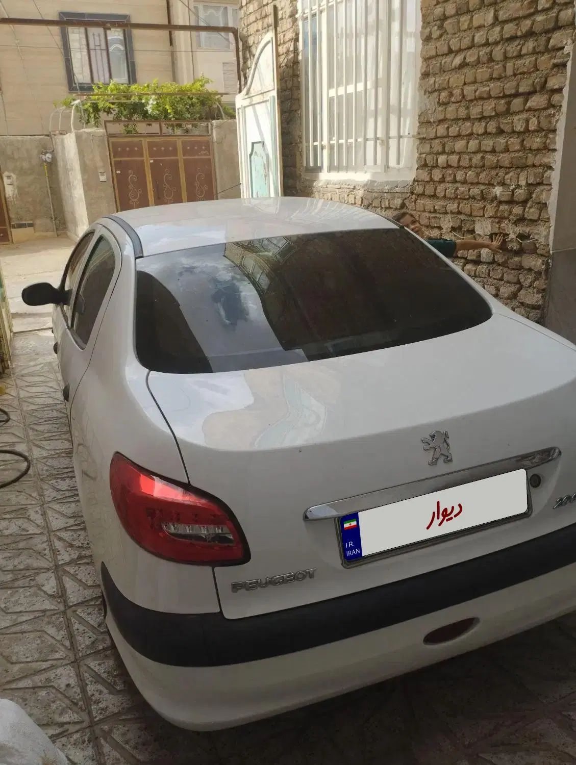 پژو ۲۰۶ صندوق دار v8 - 1400