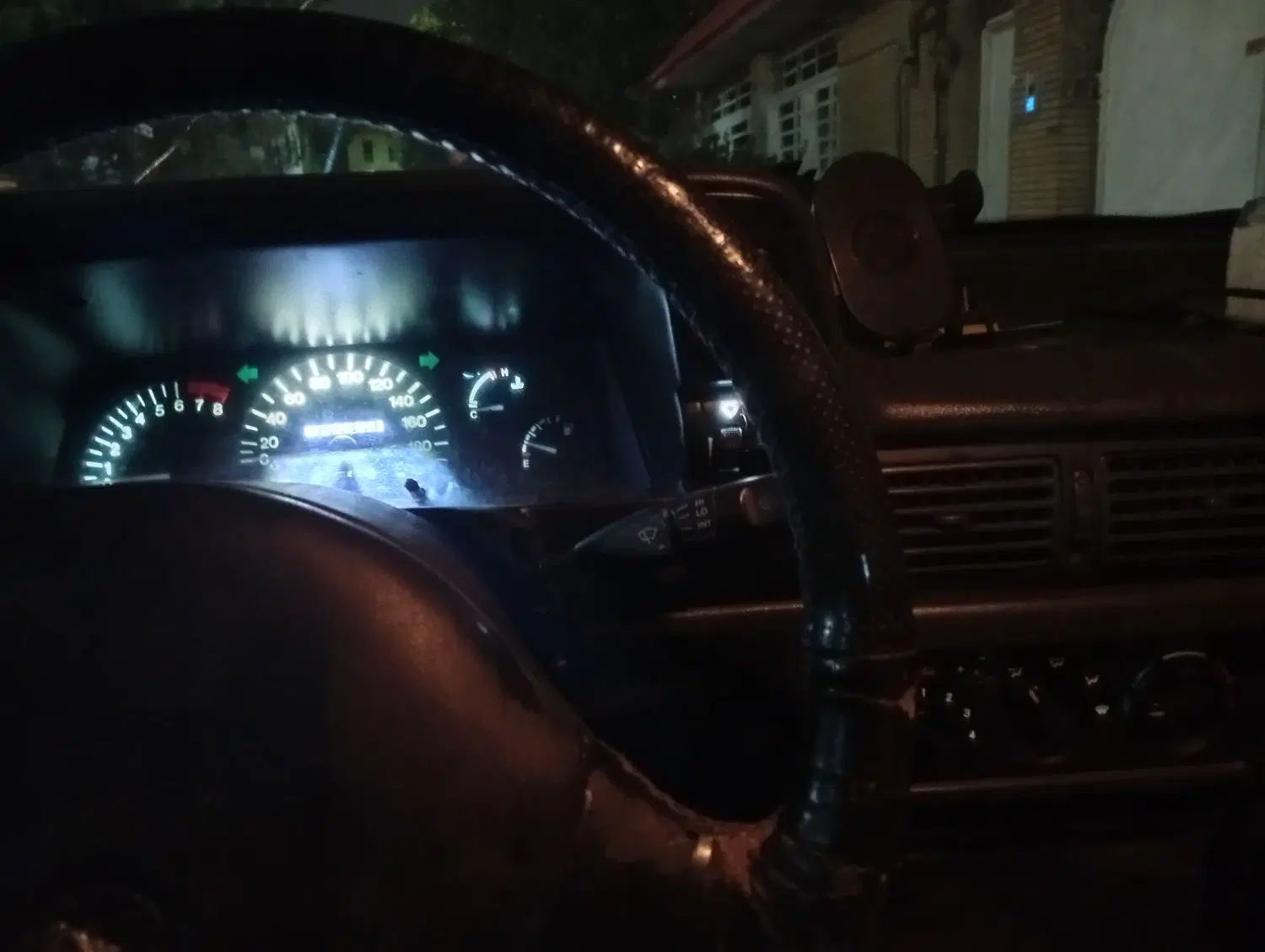 دوو سیلو سدان - 1378