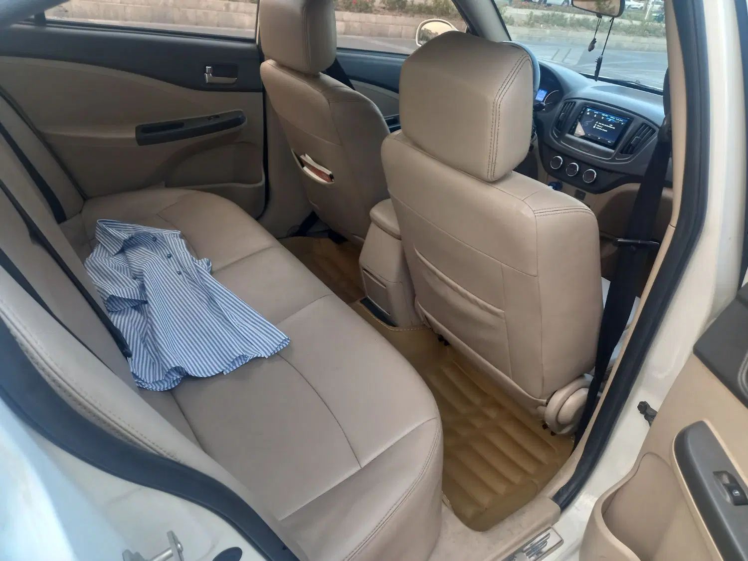 ام وی ام 550 اتوماتیک - 1394