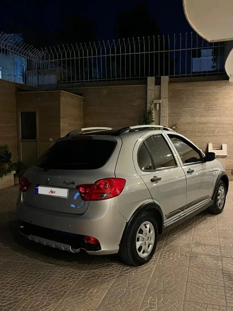 کوییک R دنده‌ای - 1402