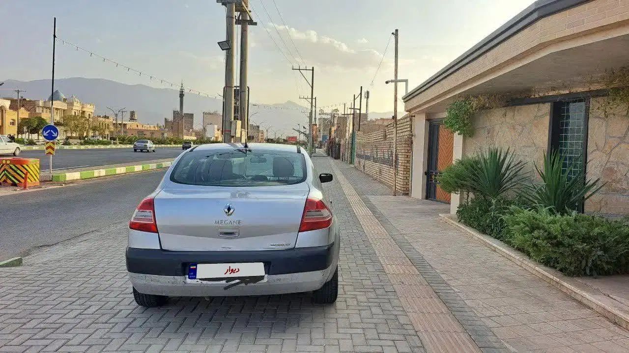 رنو مگان پارس خودرو 1600 E1 - 1388