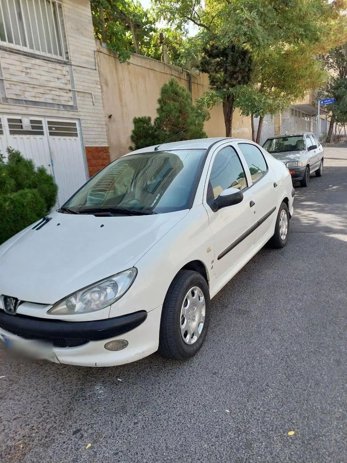 پژو ۲۰۶ صندوق دار v8 - 1393