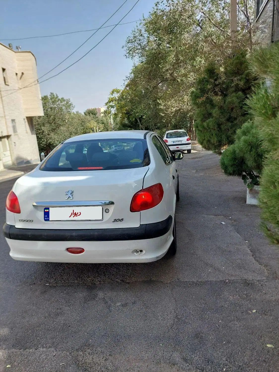 پژو ۲۰۶ صندوق دار v8 - 1393