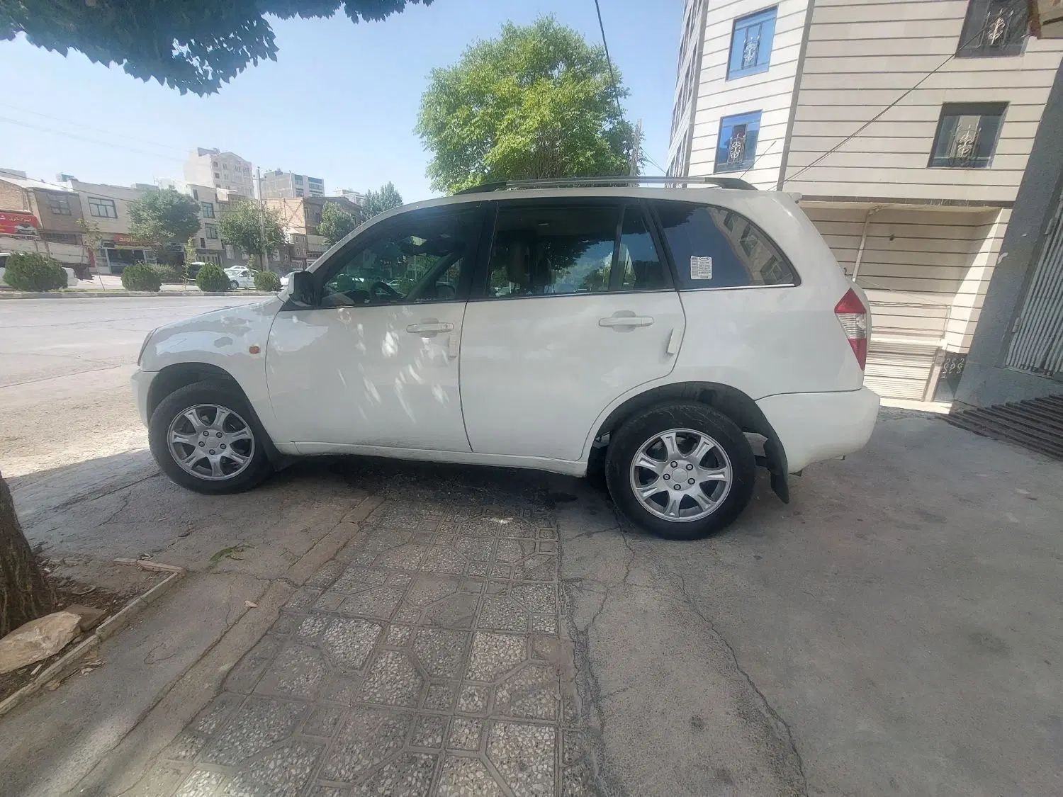 ام وی ام X33 دنده‌ای ساده - 1391