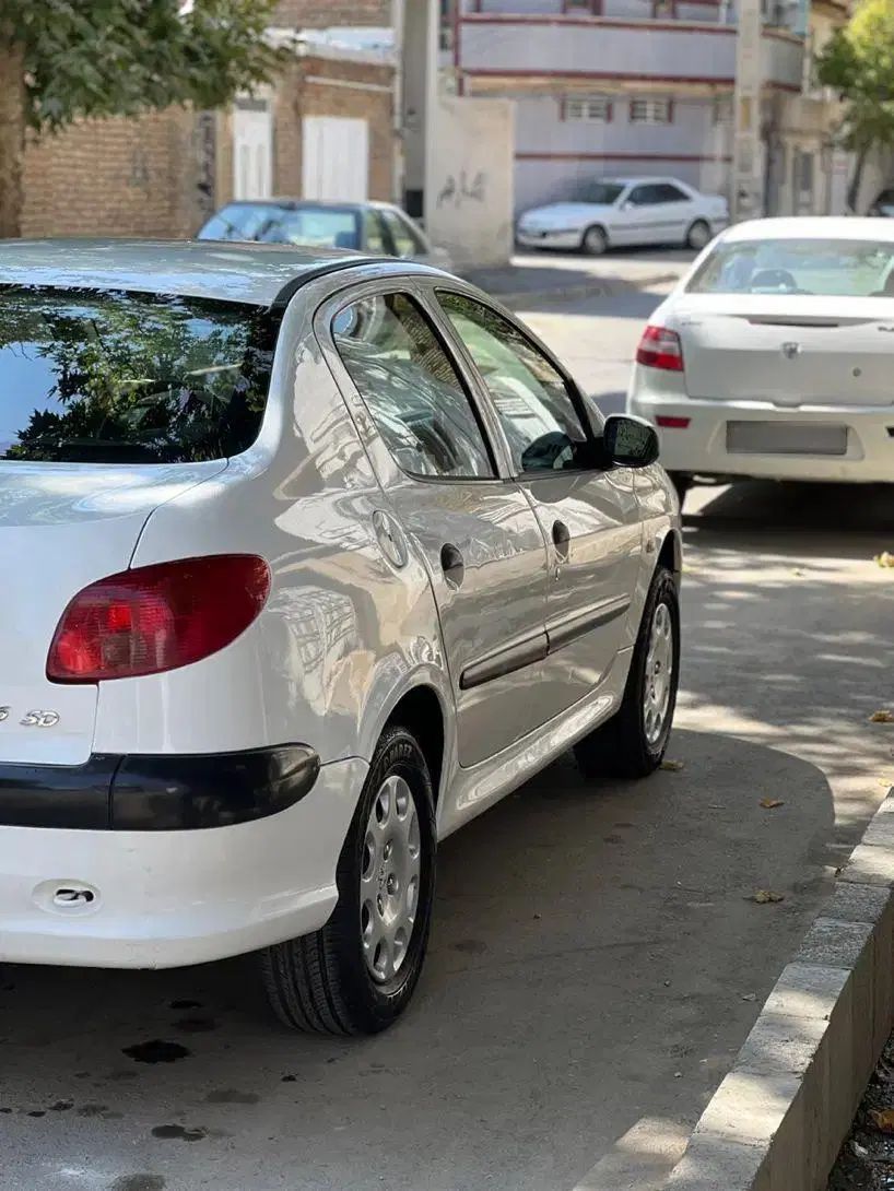 پژو ۲۰۶ صندوق دار v1 - 1390