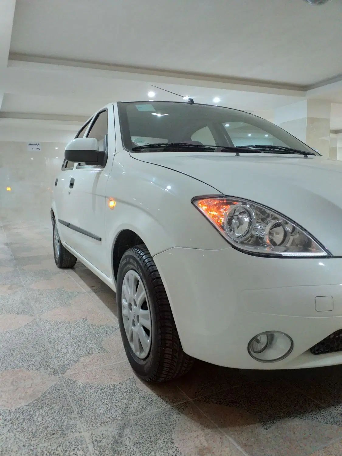تیبا صندوق دار SX - 1400