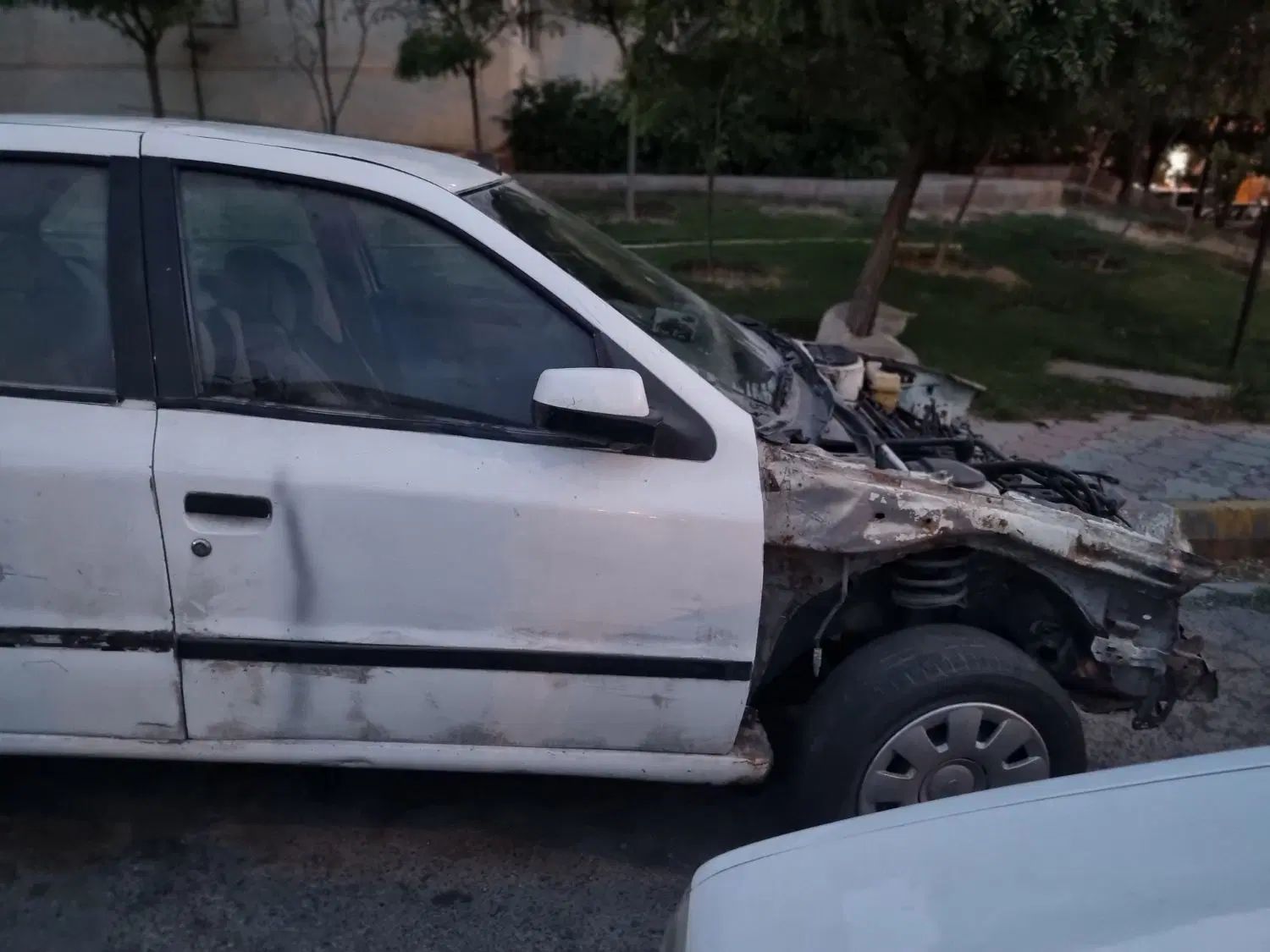 سمند LX XU7 - 1389