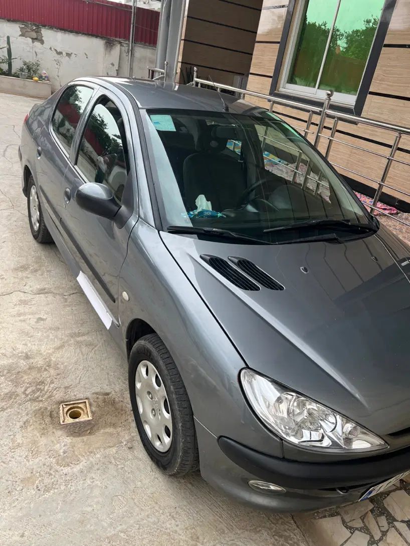 پژو ۲۰۶ صندوق دار v8 - 1395