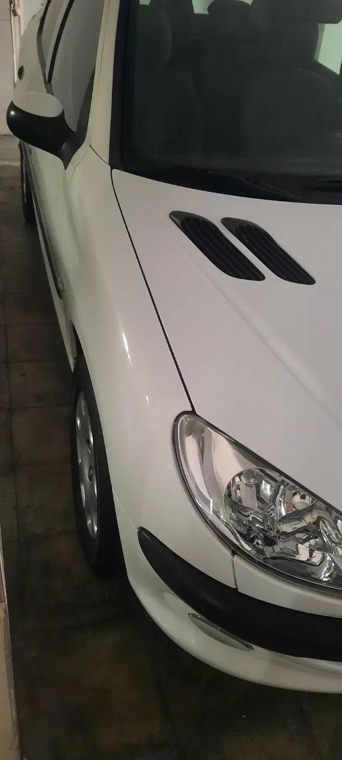 پژو ۲۰۶ صندوق دار v8 - 1396
