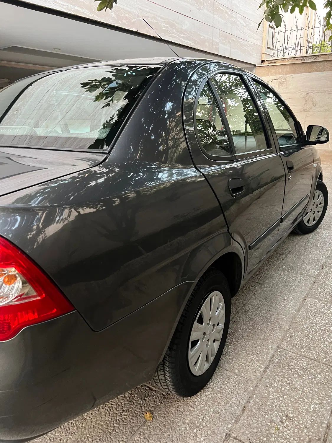 تیبا صندوق دار SX - 1397