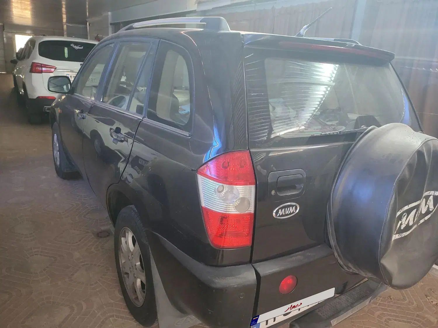 ام وی ام X33 دنده‌ای ساده - 1393
