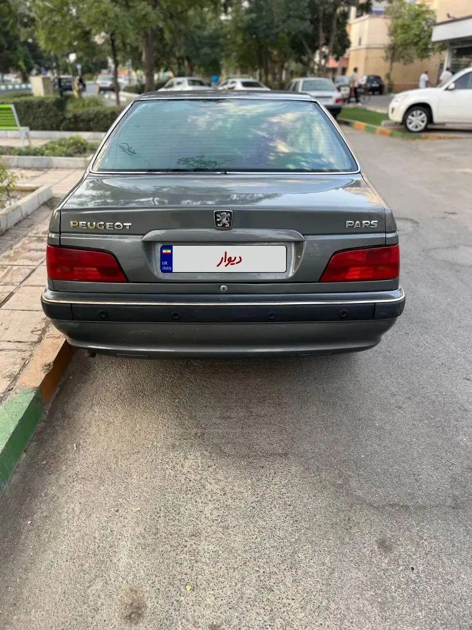 پژو پارس سال - 1392