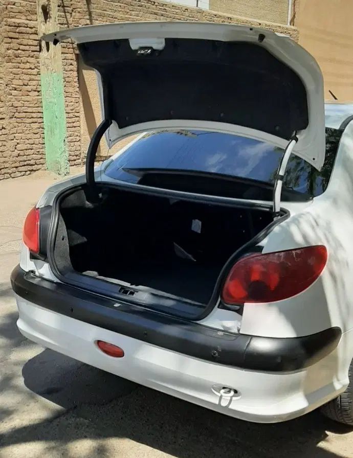 پژو ۲۰۶ صندوق دار v8 - 1398