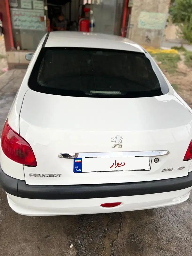 پژو ۲۰۶ صندوق دار v8 - 1399
