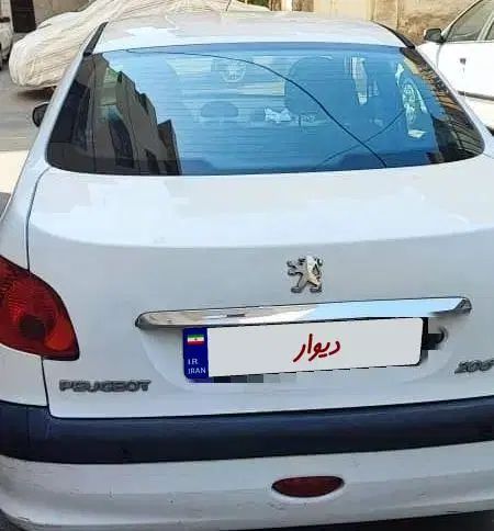 پژو ۲۰۶ صندوق دار v8 - 1394