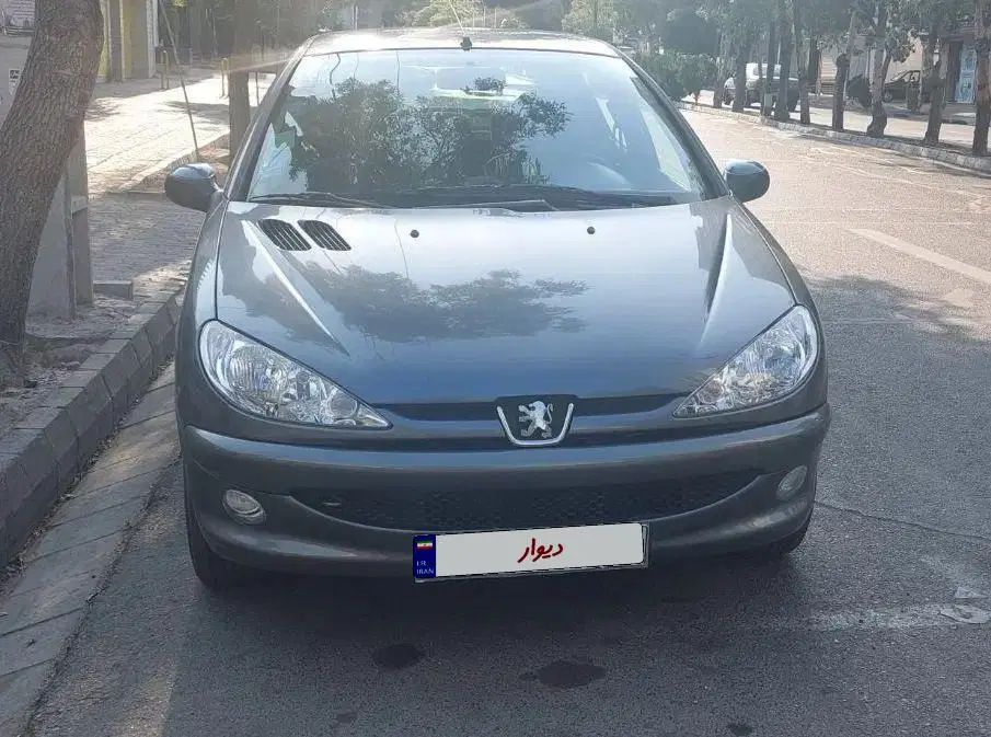 پژو ۲۰۶ صندوق دار v8 - 1390