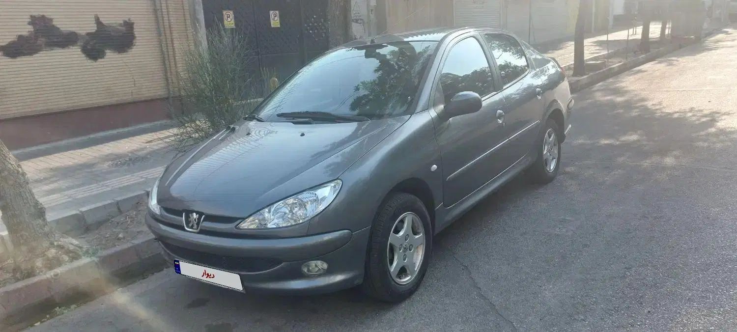 پژو ۲۰۶ صندوق دار v8 - 1390