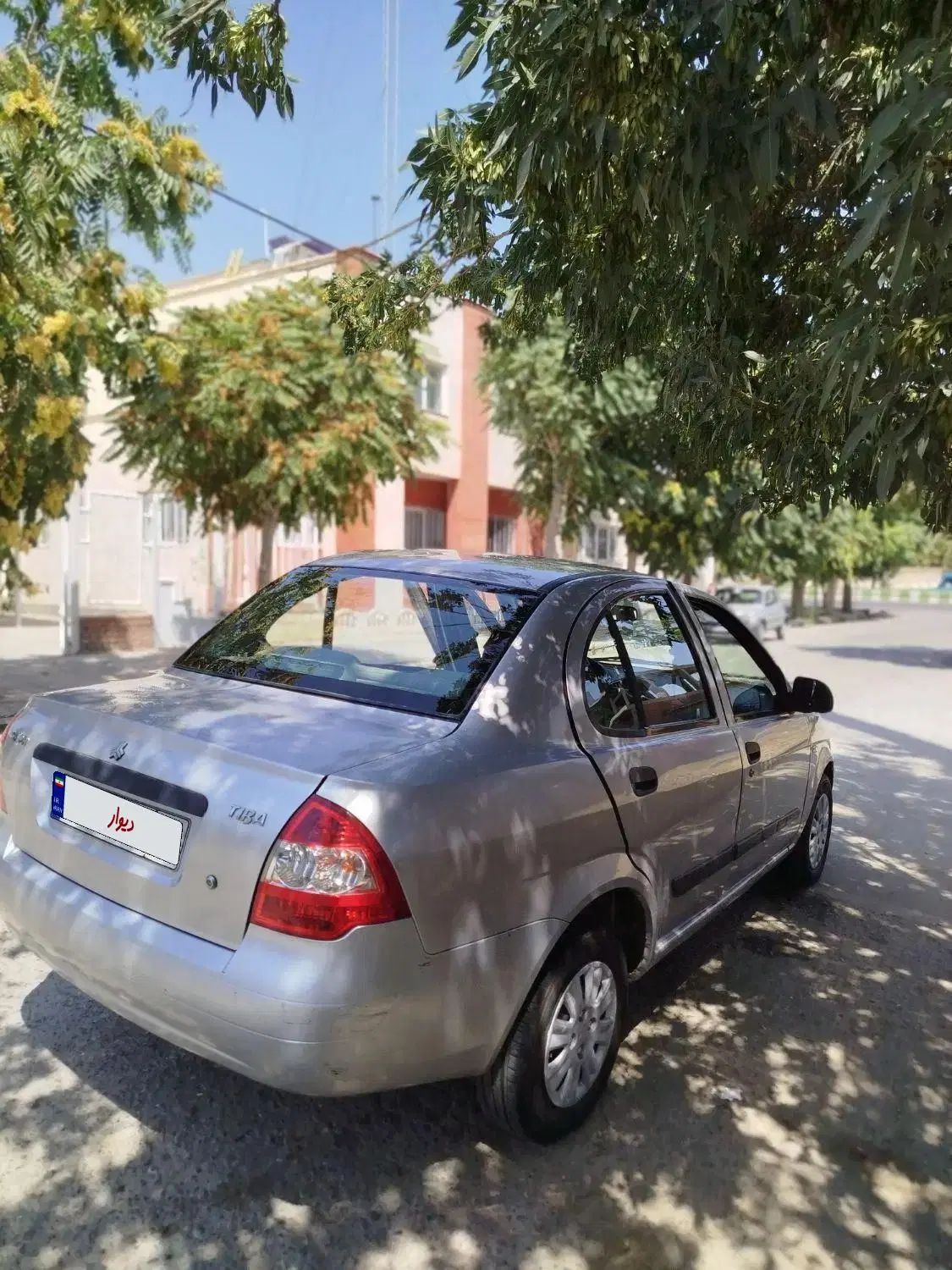 تیبا صندوق دار LX - 1390