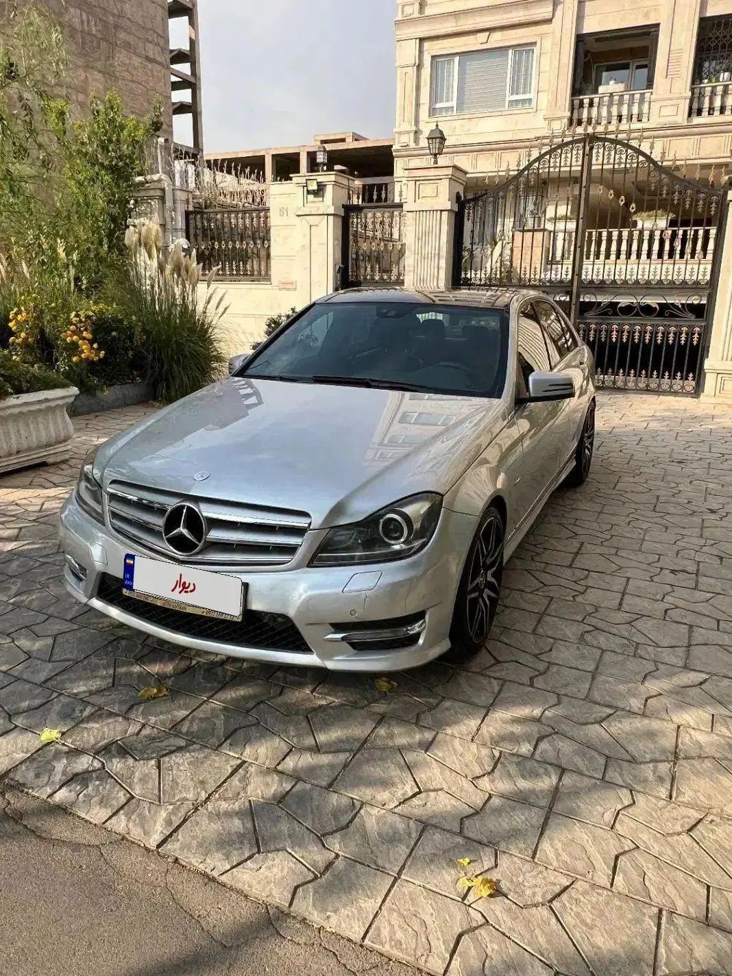 بنز C 200 - 2012