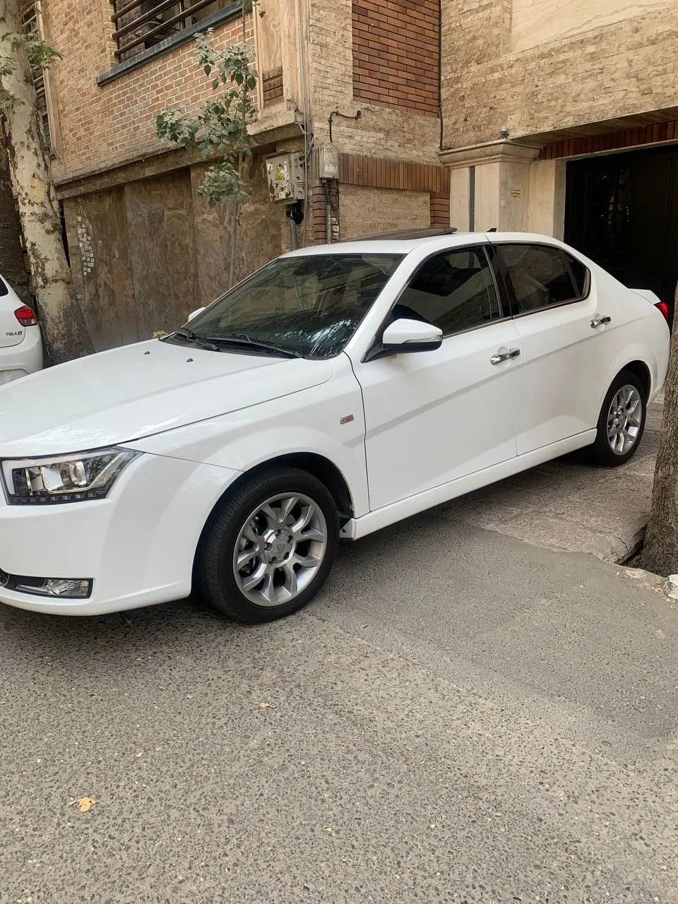 دنا پلاس توربو اتوماتیک - 1402