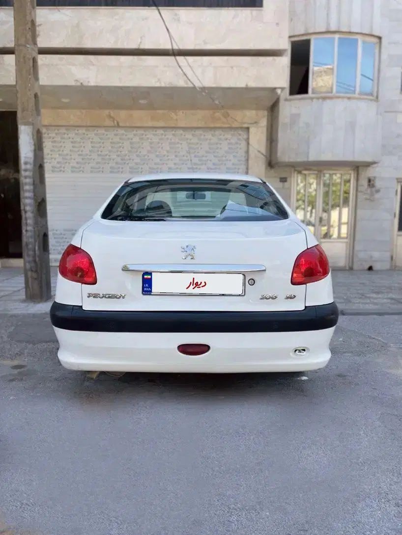 پژو ۲۰۶ صندوق دار v8 - 1397