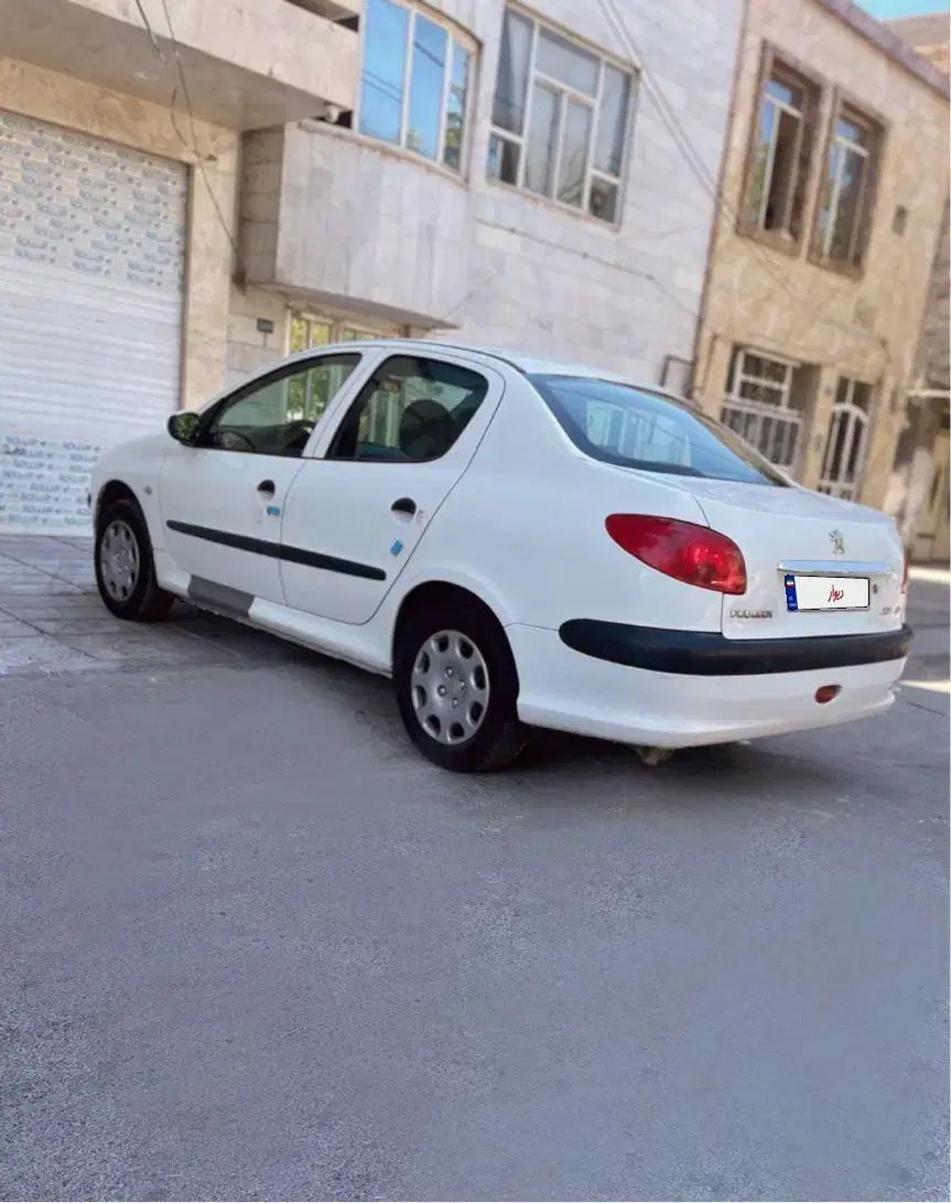 پژو ۲۰۶ صندوق دار v8 - 1397
