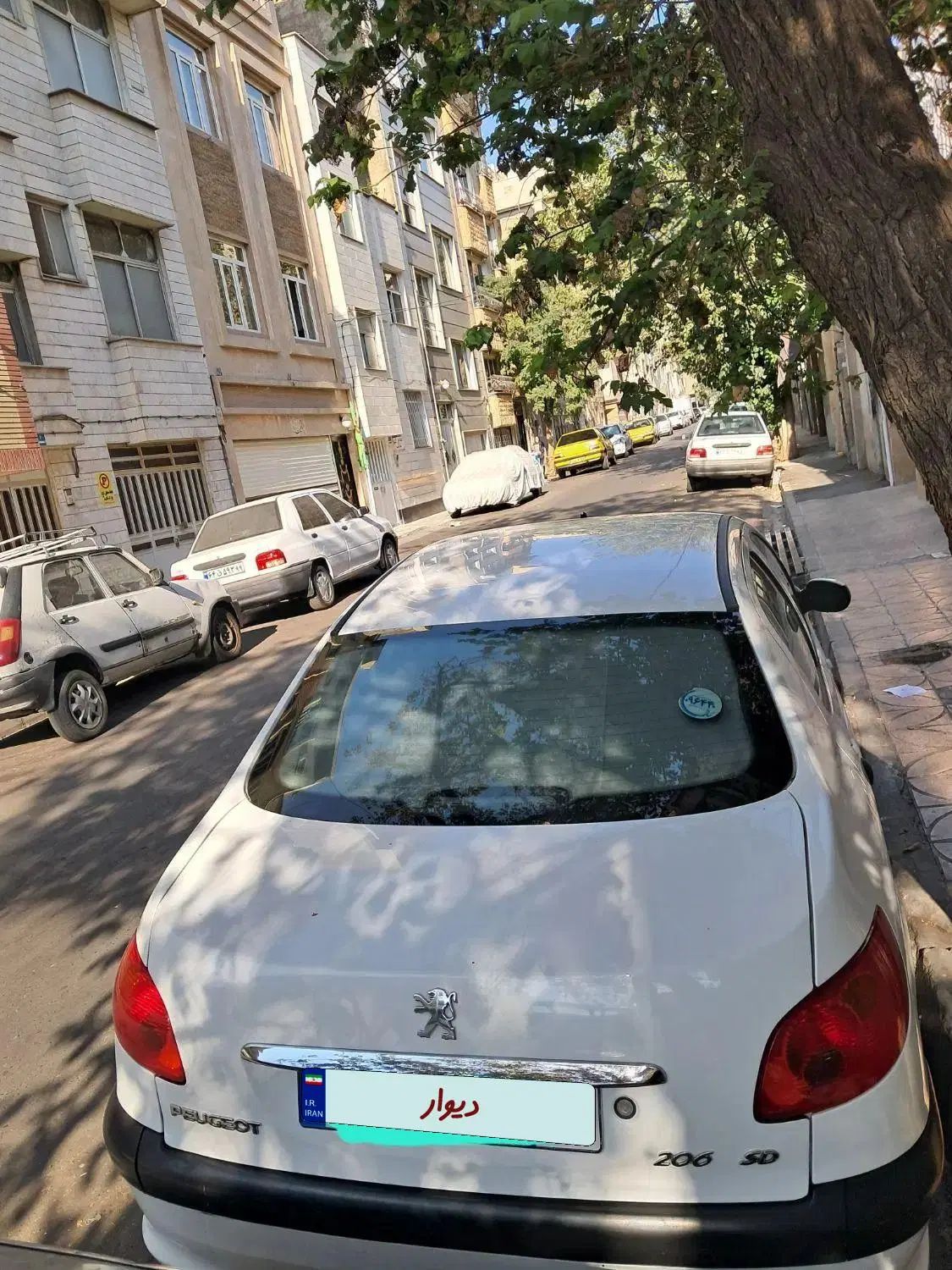 پژو ۲۰۶ صندوق دار v8 - 1395