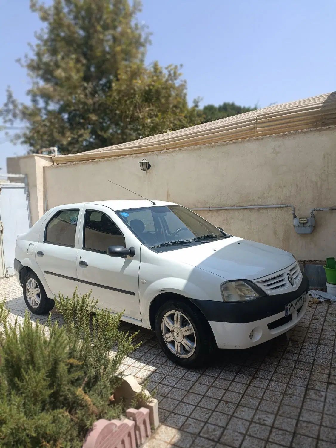 خودرو رنو، تندر 90 آگهی ann_20120031