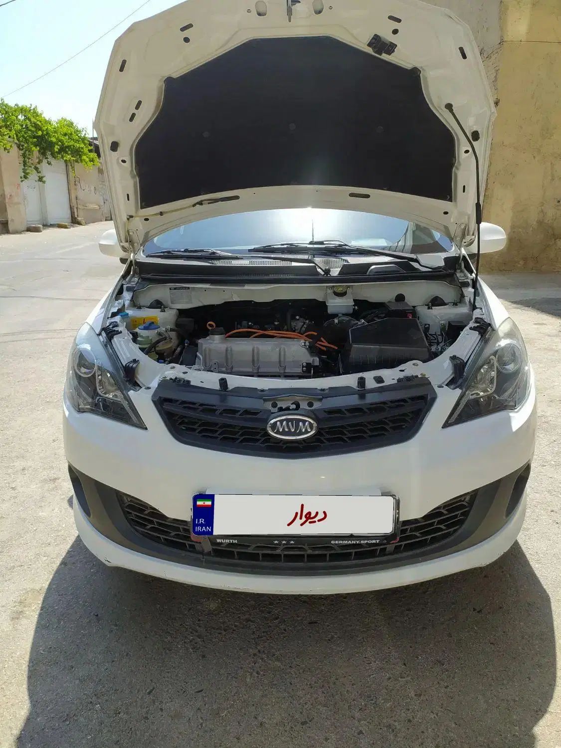 ام وی ام 315 صندوقدار اسپرت دنده‌ای - 1395
