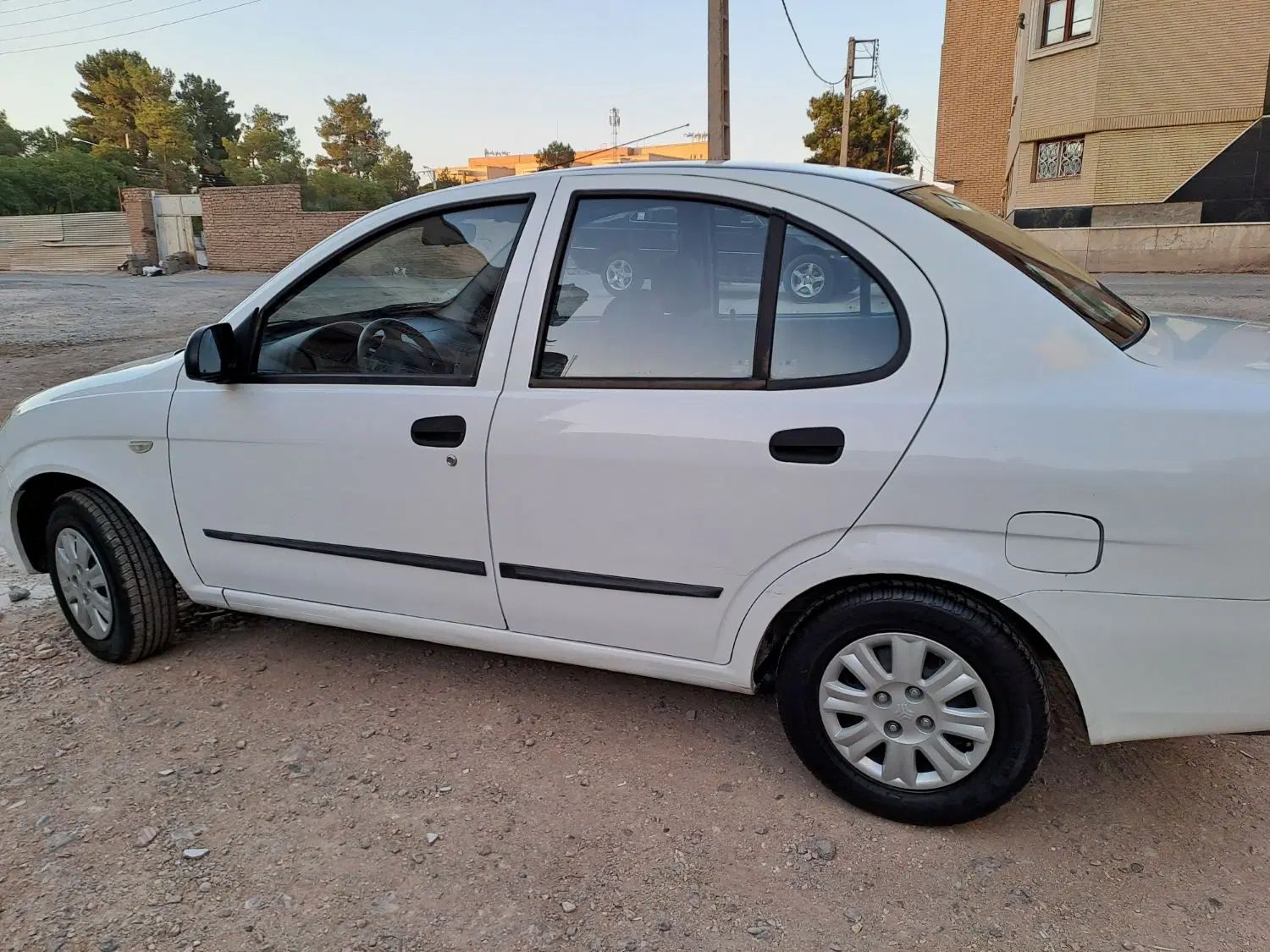 تیبا صندوق دار SX - 1398