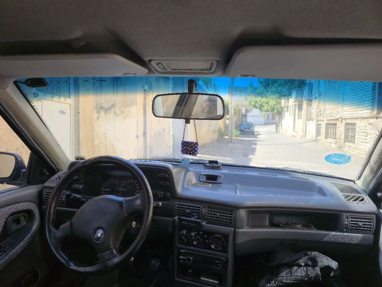 دوو سیلو سدان - 1381