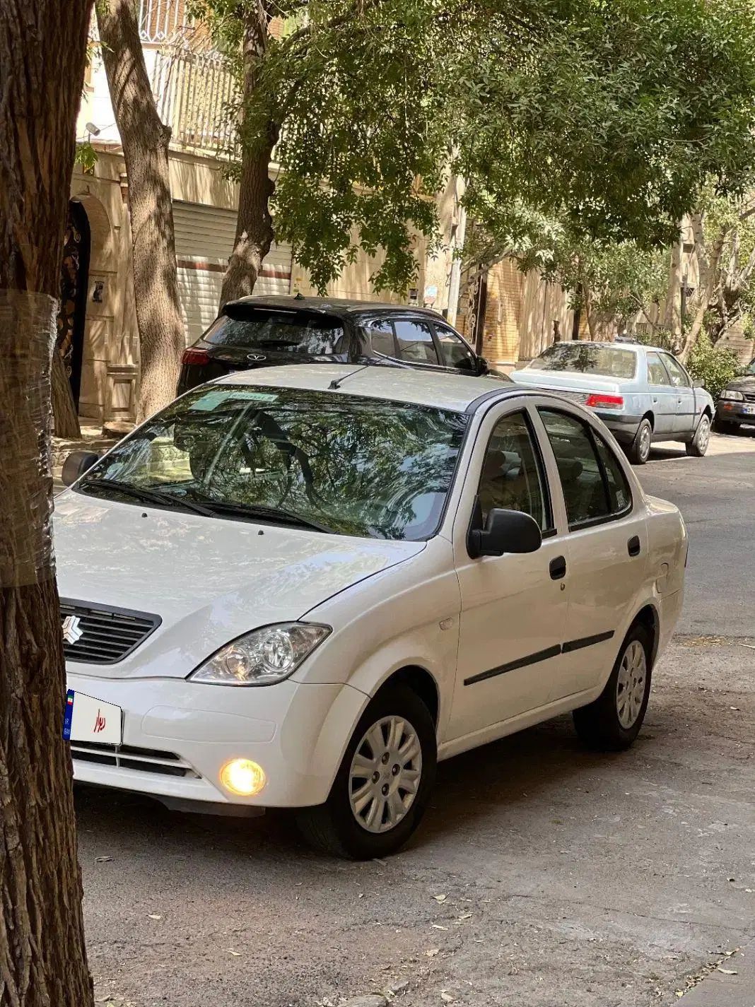 تیبا صندوق دار SX - 1401