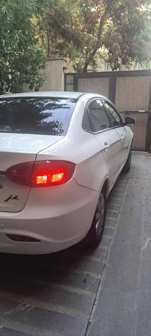 جک J4 اتوماتیک آپشنال - 1403