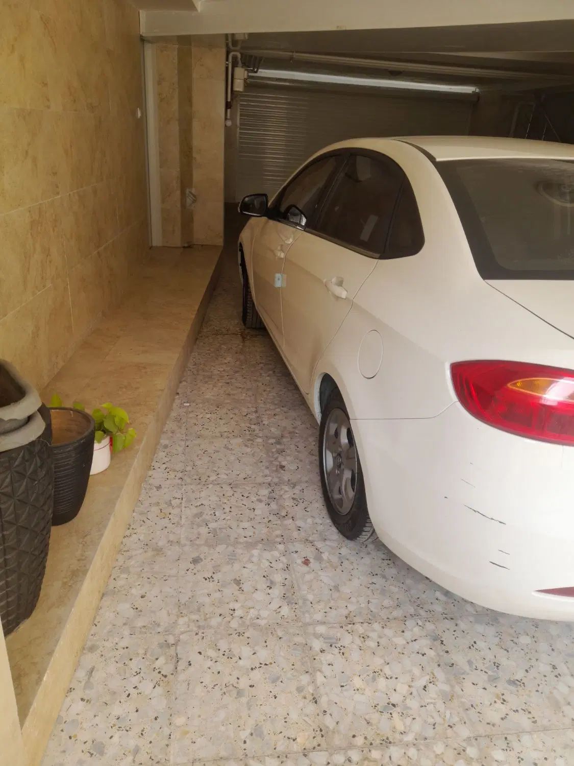 جک J4 اتوماتیک ساده - 1401