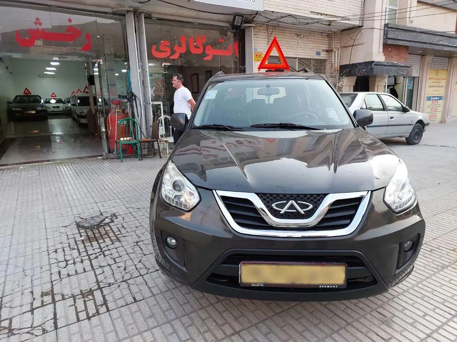 خودرو ام وی ام، X33 آگهی ann_20121863