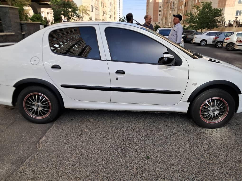 پژو ۲۰۶ صندوق دار v8 - 1393