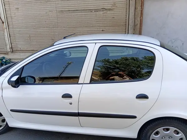 پژو ۲۰۶ صندوق دار v8 - 1393