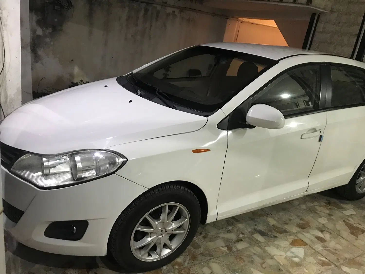 ام وی ام 315 هاچ بک ساده دنده ای - 1391