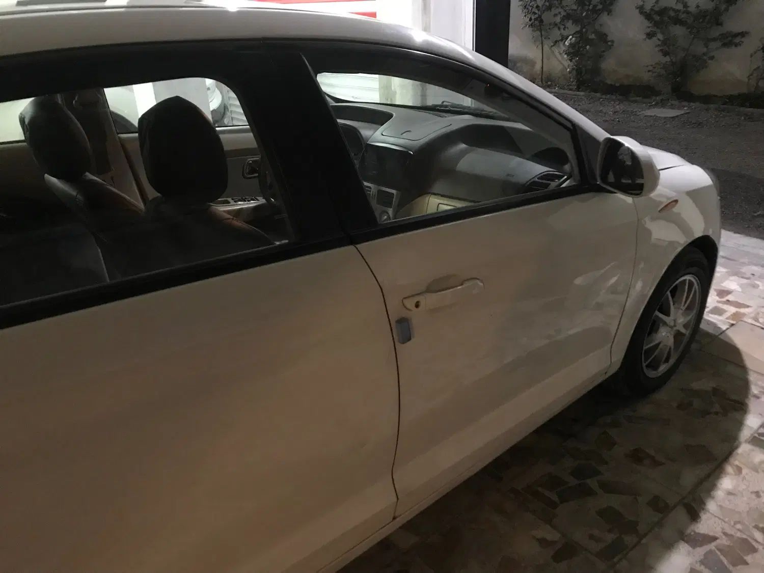 ام وی ام 315 هاچ بک ساده دنده ای - 1391