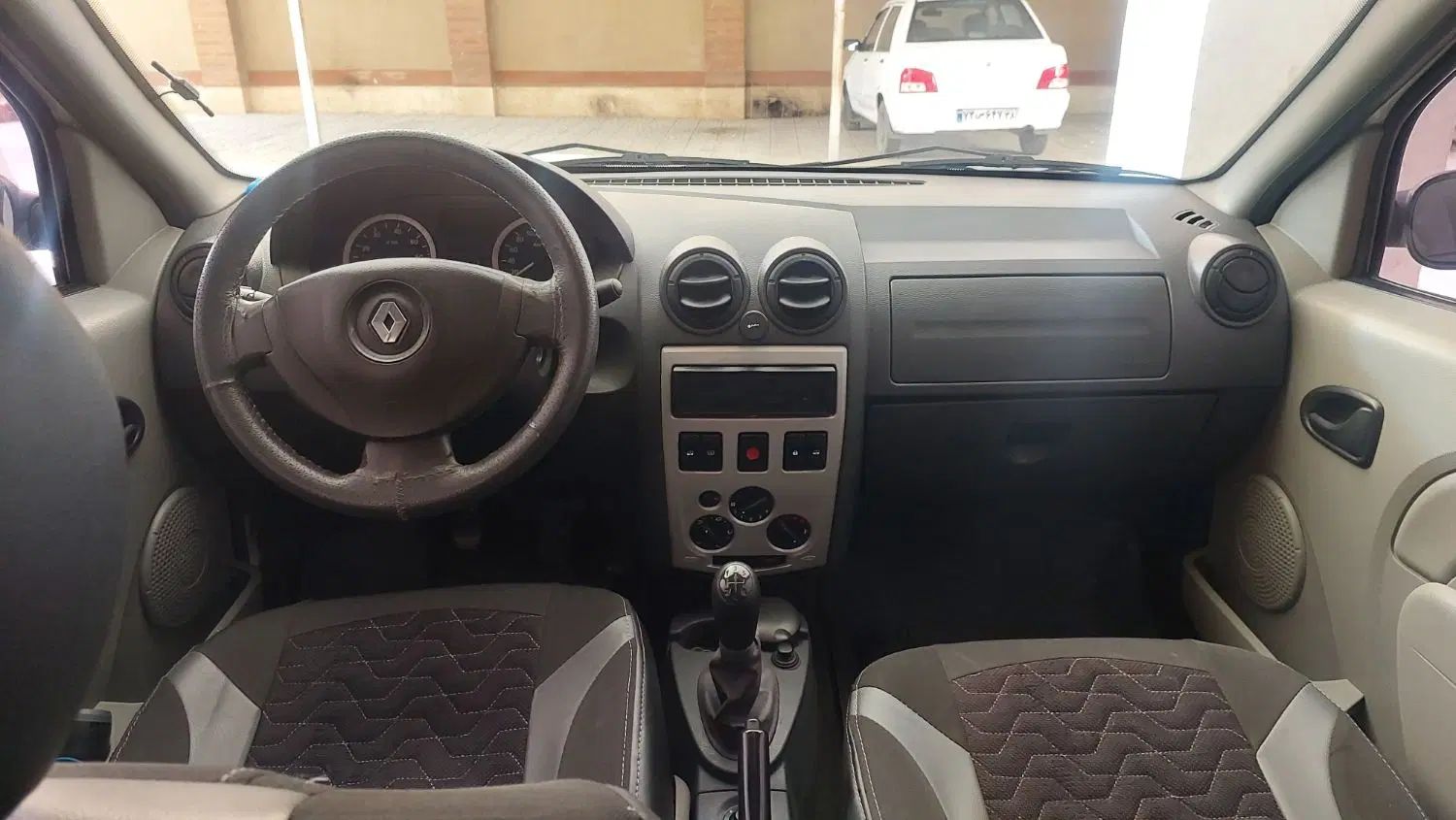 رنو تندر 90 E2 - 1396