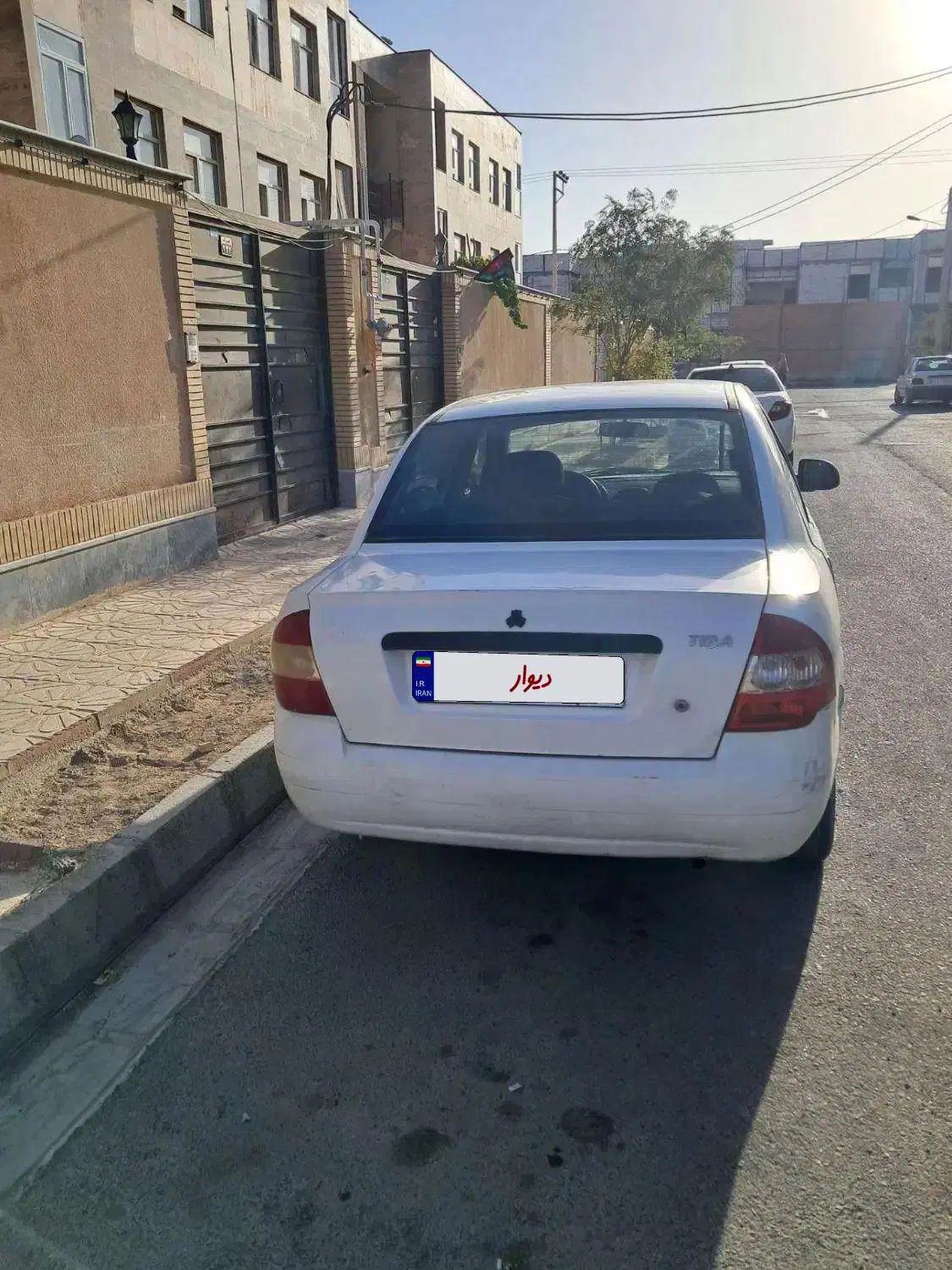 تیبا صندوق دار EX - 1390