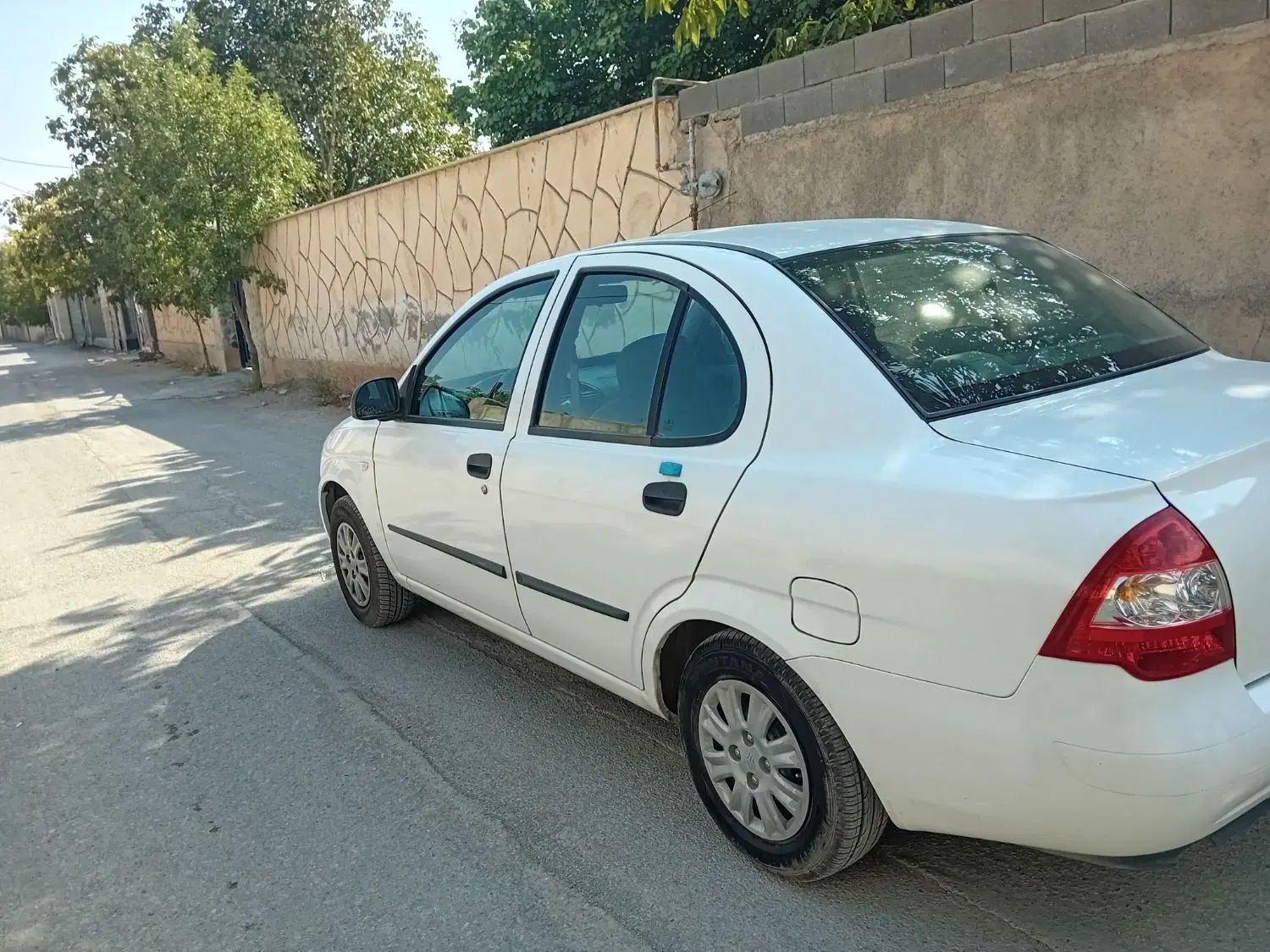 تیبا صندوق دار پلاس - 1400