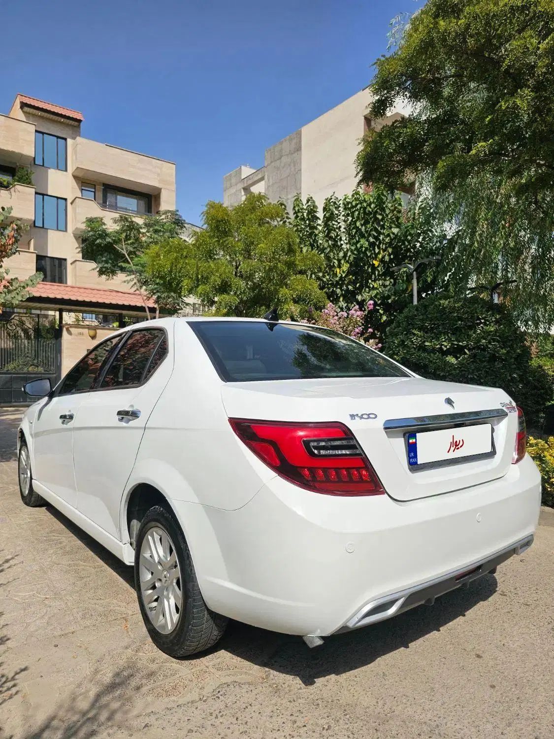 دنا پلاس توربو ۵ دنده 4 ایربگ - 1396