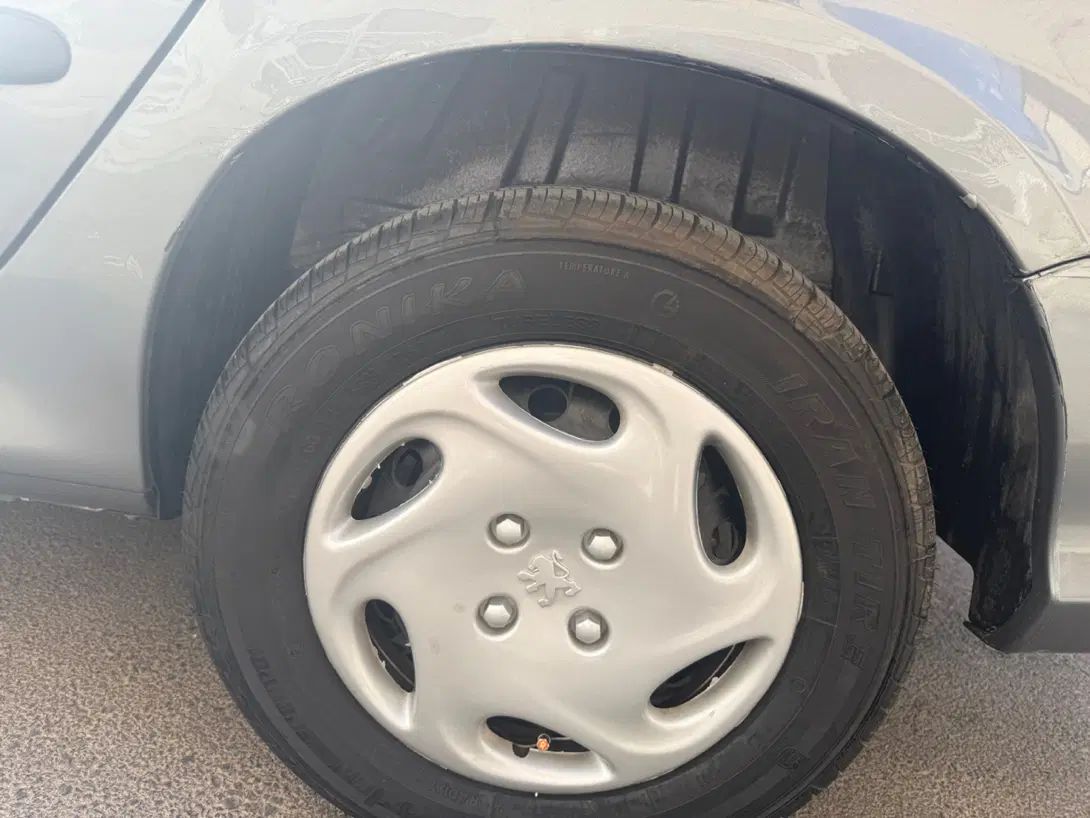 پژو ۲۰۶ صندوق دار v8 - 1395