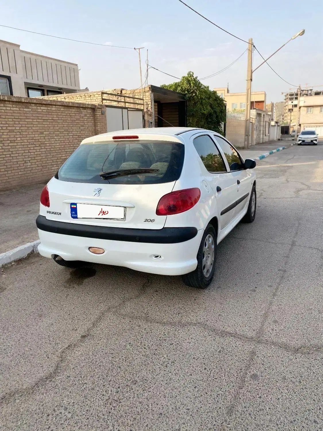 پژو 206 تیپ 5 - 1396
