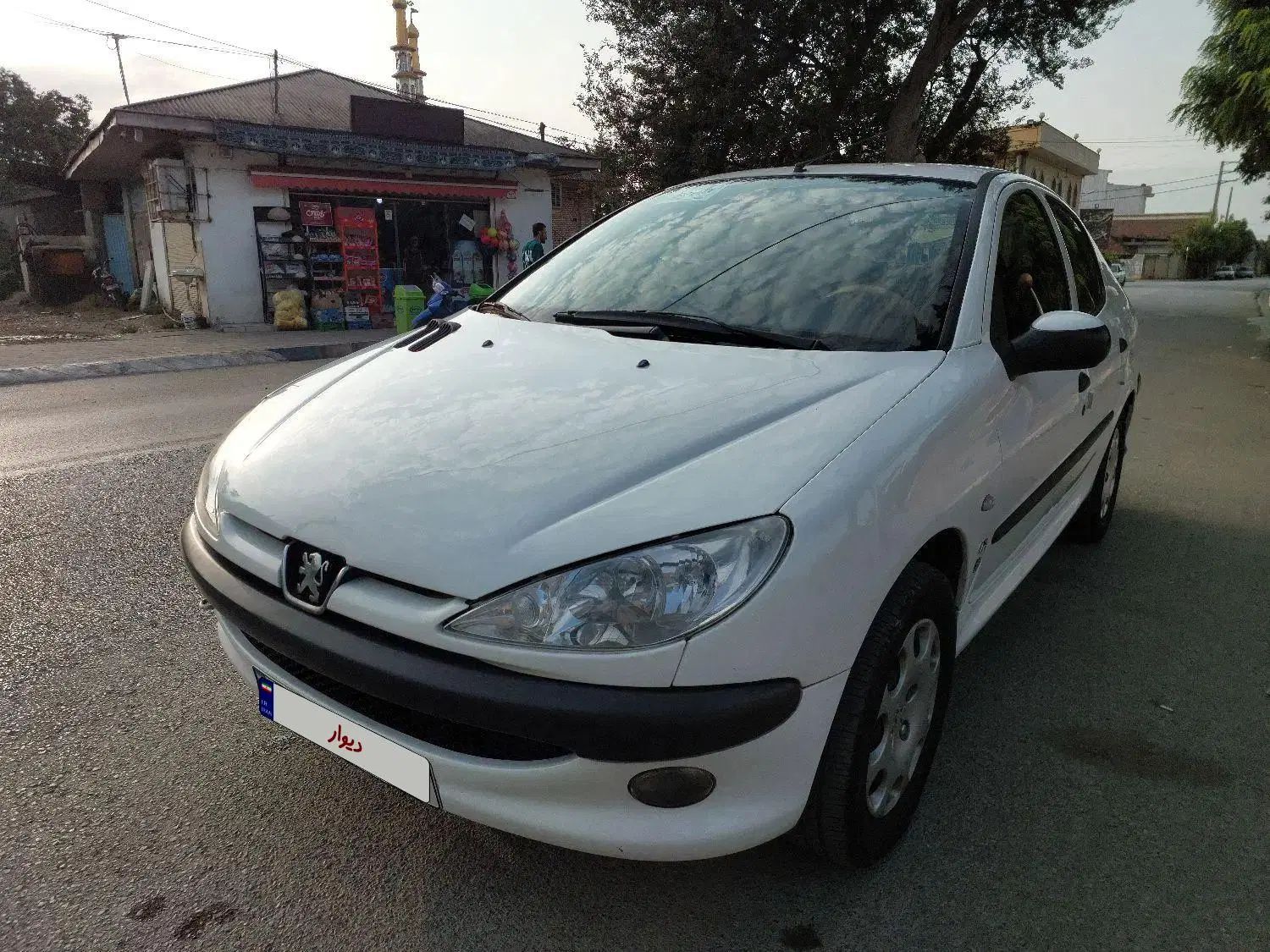 پژو ۲۰۶ صندوق دار v8 - 1396