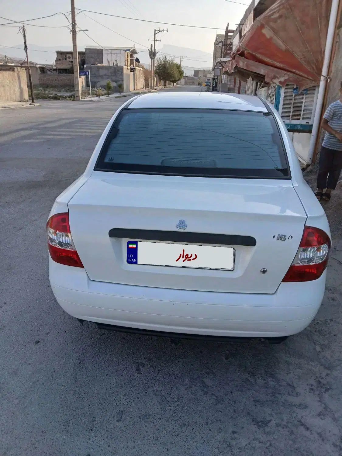 تیبا صندوق دار SX - 1400